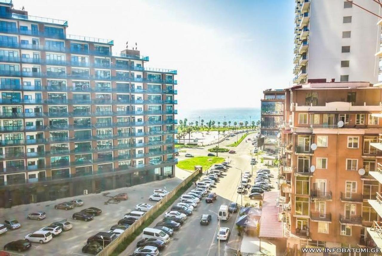Hotel Batumi Inn Exterior foto